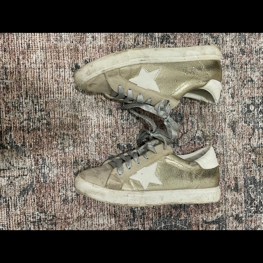 Golden goose dupe sneakers